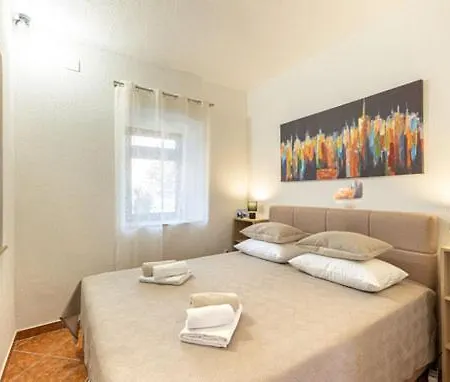 Apartment Marina With Heated Swimming Pool
