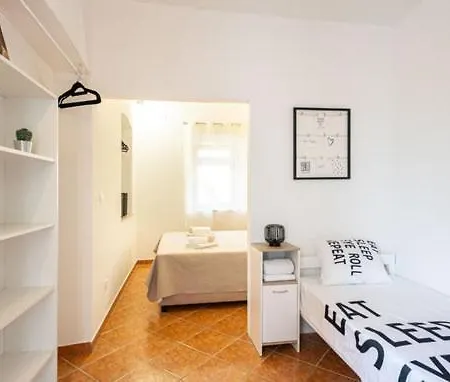 Apartment Marina With Heated Swimming Pool Dugopolje